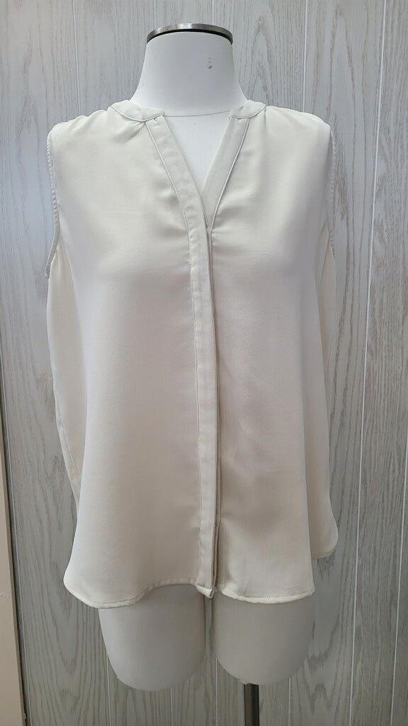 White Birch Button Down Sleeveless Pleated Tank