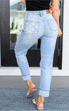Load image into Gallery viewer, Judy Blue Sam Star Pocket
