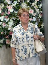 Load image into Gallery viewer, Umgee Filigree Pattern V-Neck Top
