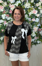 Load image into Gallery viewer, Dani&amp;Davi Bow-embellished Top
