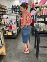 Load image into Gallery viewer, Judy Blue High Waisted mid length skirt
