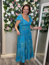 Load image into Gallery viewer, Davi&amp;Dani Aqua Dress
