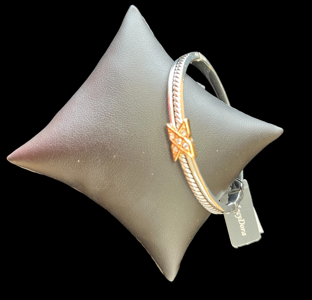 Macy Dora Extraordinary bracelet